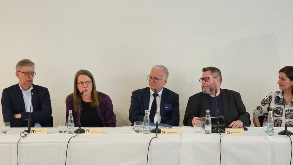 Foto: Podiumsdiskussion "CHORizonte" im Bauhaus-Museum (Ina Mecke)