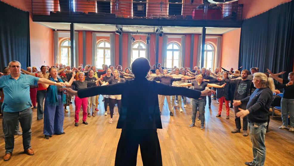 Foto: Stimmtraining mit Judith Kamphues im mon ami (Ina Mecke)