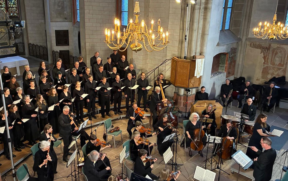 Foto: Marburger Bachchor, Barockorchester L’arpa festante, Leitung Nicolo Sokoli, Jubiläumskonzert 26.04.2026 in Marburg (Niko Dörr)