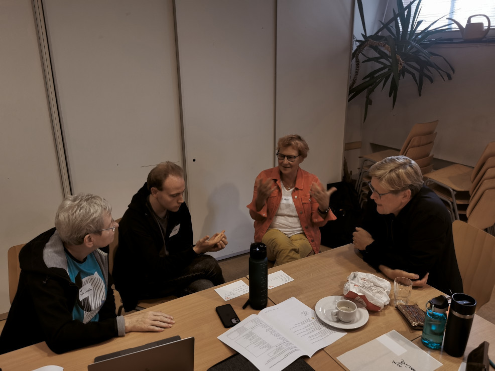 Foto: Arbeit an eigenen Konzertprojektideen (Ralf Schöne)