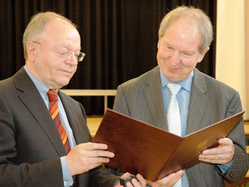 Jürgen Budday (im Rahmen der Händel-Ring-Übergabe des VDKC mit Hans-Willi-Hefekäuser) (Foto: Kerstin Herrn) Thumbnail image