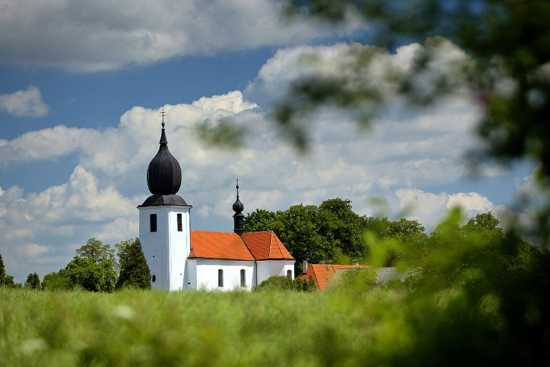 Foto: Alte Pfarrkirche zum Heiligen Kreuz Rožmitál (Regionalmuseum Rožmitál)