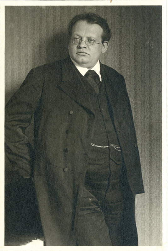 Foto: E. Hoenisch: Max Reger, um 1914 (Max-Reger-Institut)